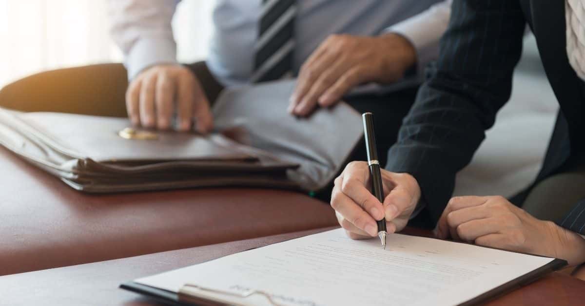 Contract-Based Renewal in BPO