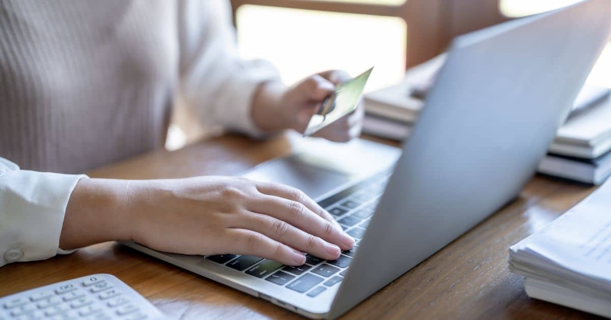 E-Commerce Debit Card Payment Assistance in BPO
