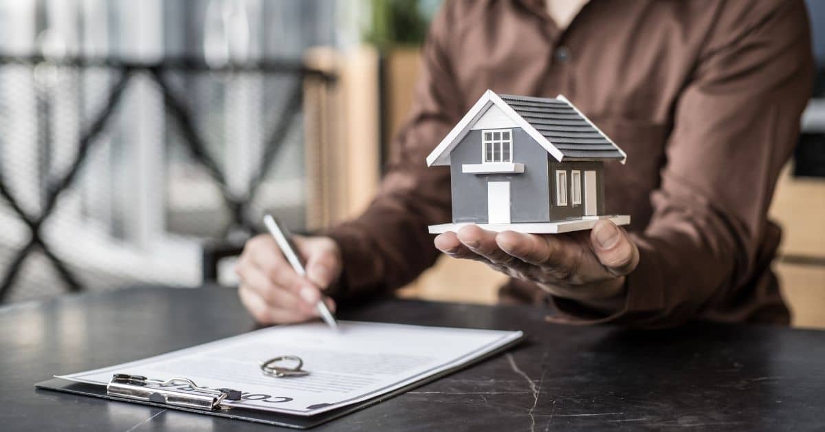 Real Estate Contract Review in BPO