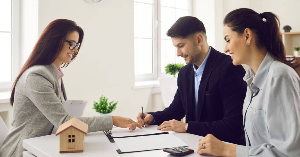 Real Estate Public Record Retrieval Services in BPO