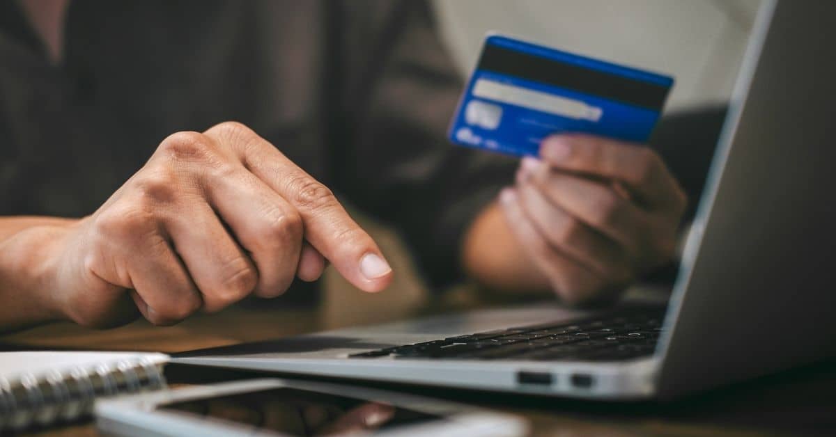 Refund Status Tracking in BPO