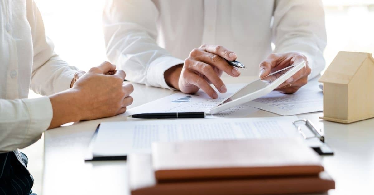 Compliance Reporting Support in BPO