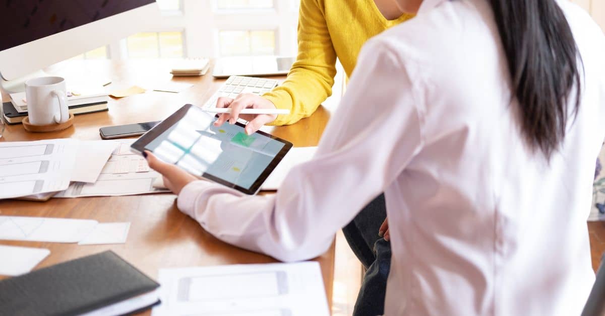 Crowdsourced Content Editing Service in BPO