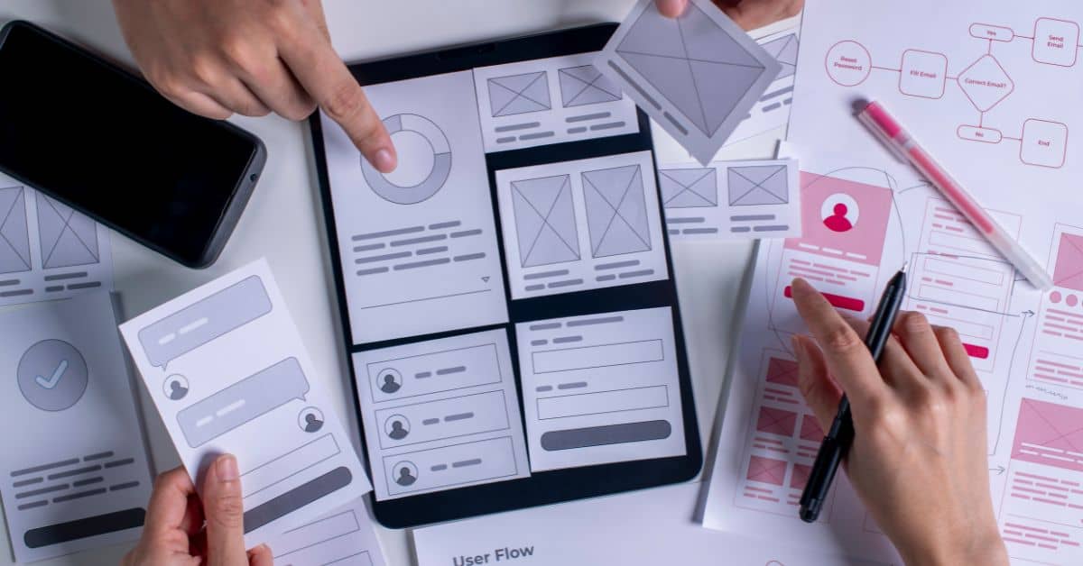 Mobile App User Experience Writing Service in BPO