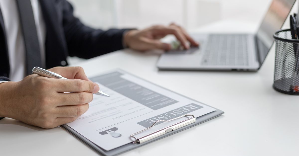 Outbound HR Background Check Clarification Call Support in BPO