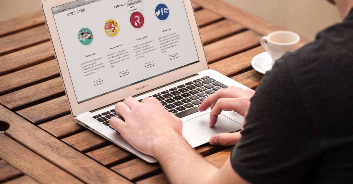 Defines web self-service, outlines its main types, and explains how to implement it effectively.