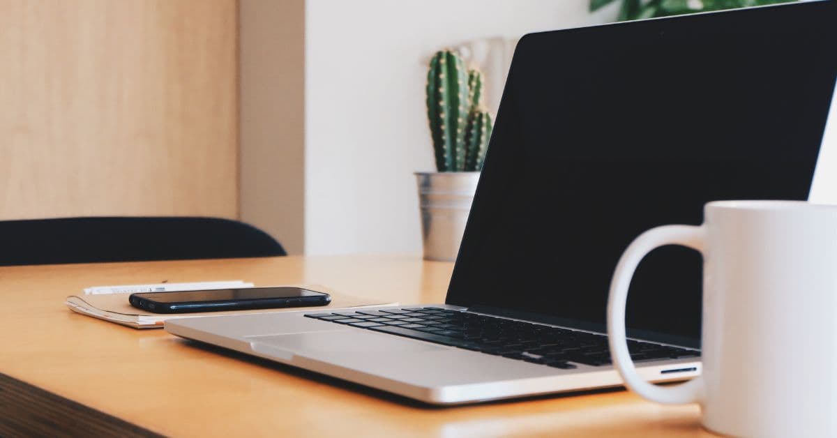 what is a help desk