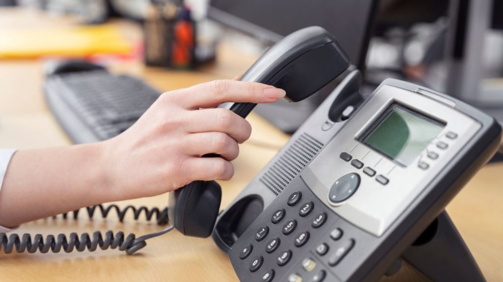 How Does a Multi-Line Phone System Work?