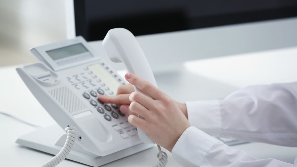 Who Uses Multi-Line Phone Systems?