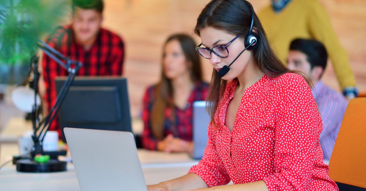 20 Customer Support Best Practices to Win Over Your Customers